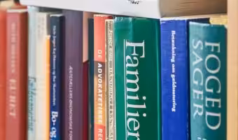 advokater lovsamling fogedsager Advokatgruppen familieret